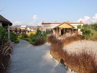 Clarks Inn Corbett Resort